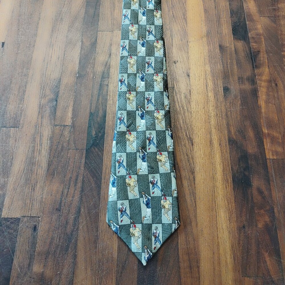 Class Club Football Player Silk Necktie Tie Made In The USA Coach Trainer